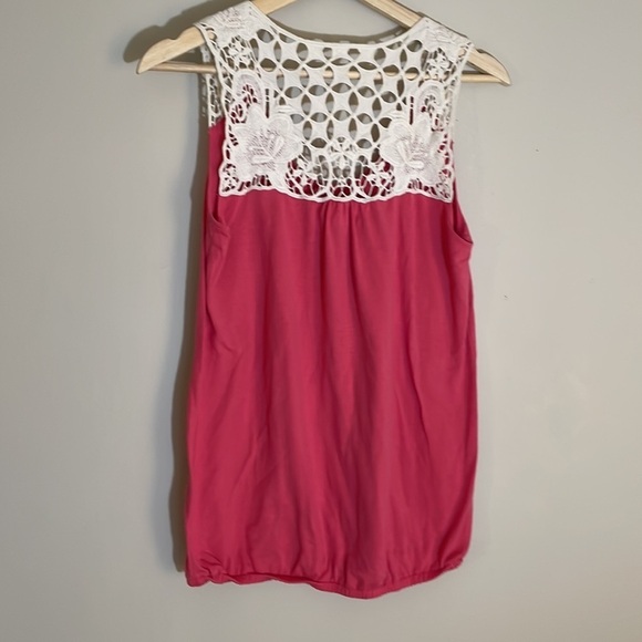 Mudd Pink Detailed Top - Picture 4 of 5